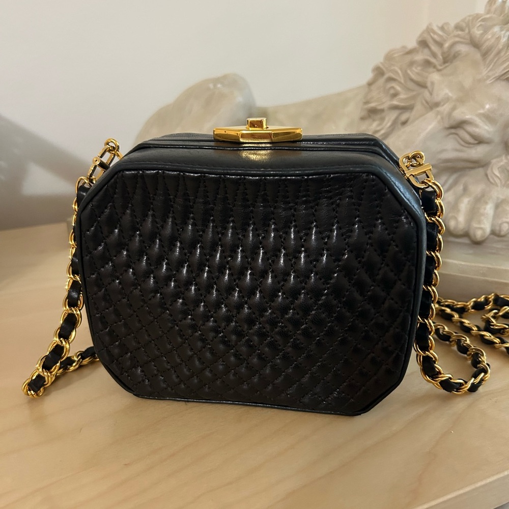Bally Vintage Small Quilted Leather Chain Bag - Picture 4 of 17